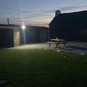  Hébergement de vacances Des 4 Vents, Proche Du De Guerledan France